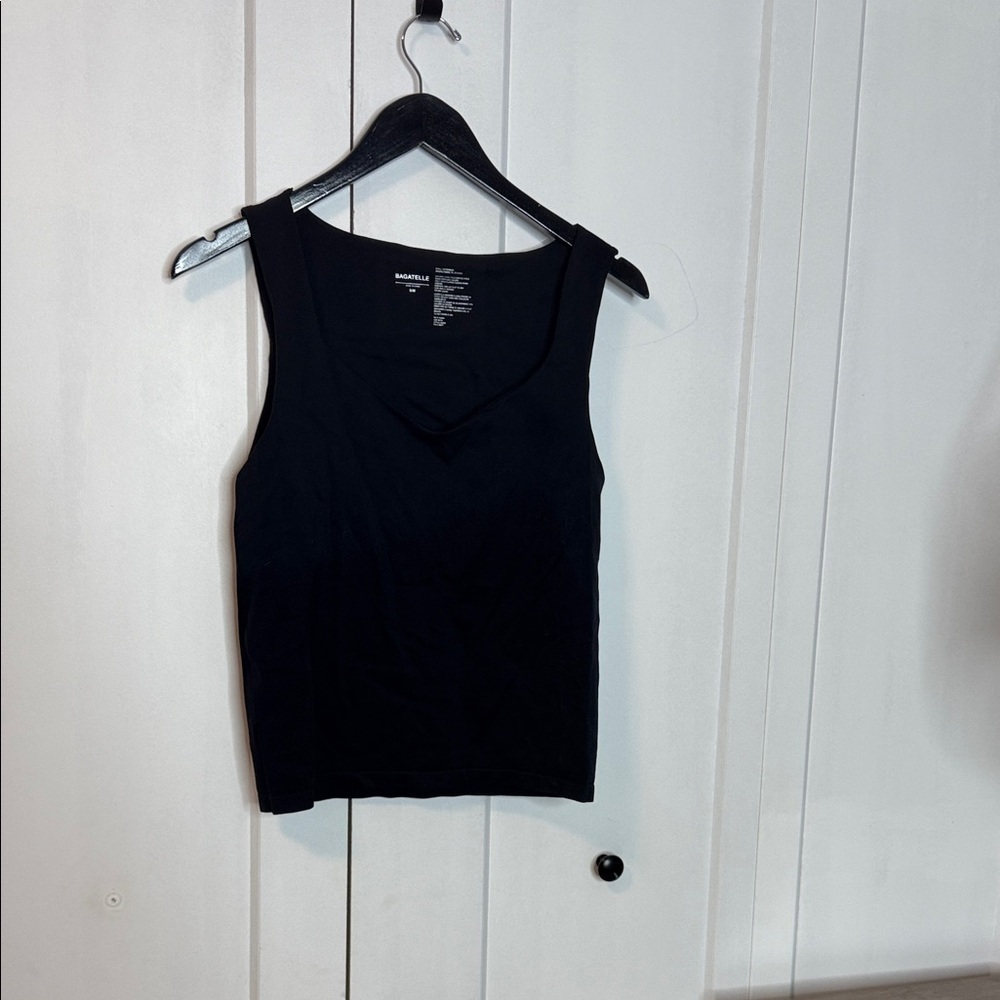 Bagatelle Black Tank Top small